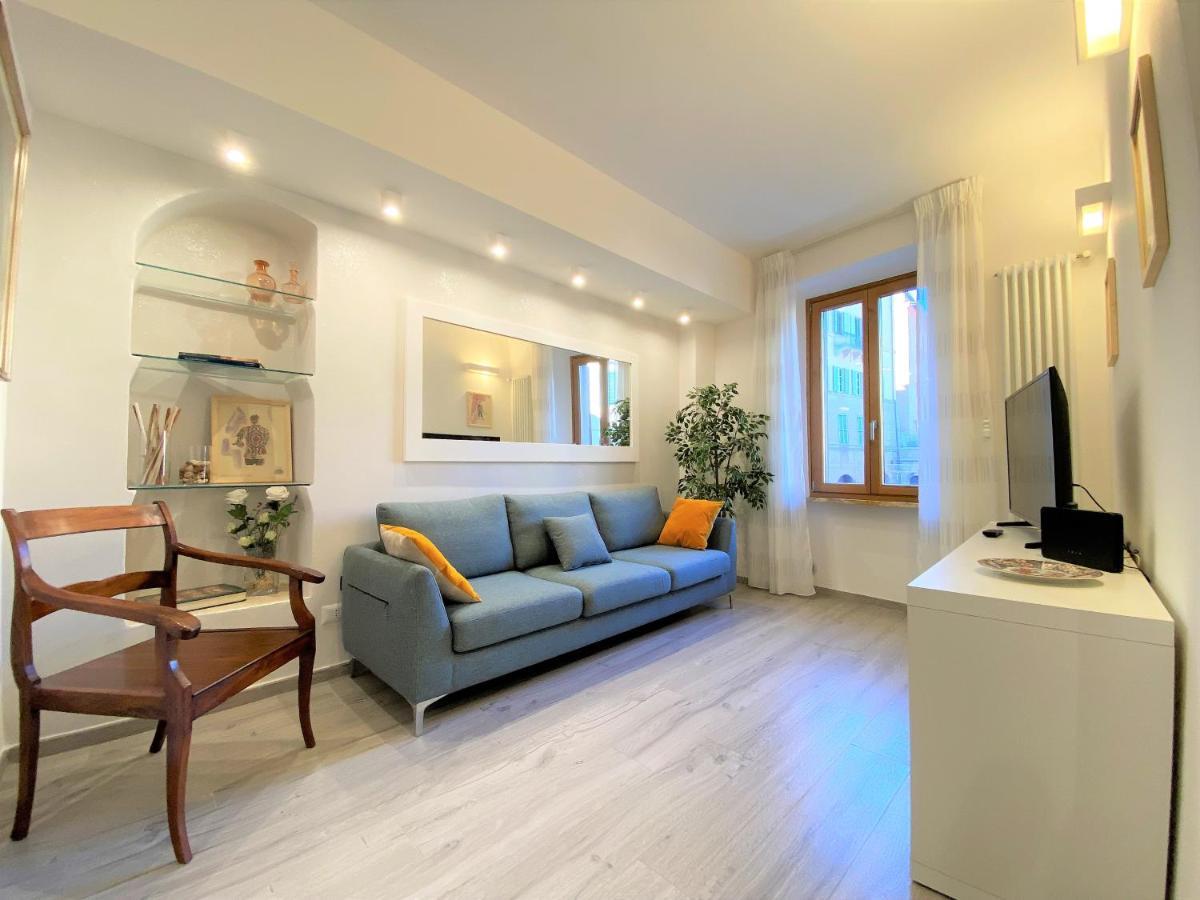 Casa Stella- A Due Passi Dal Corso Di Siena公寓 外观 照片